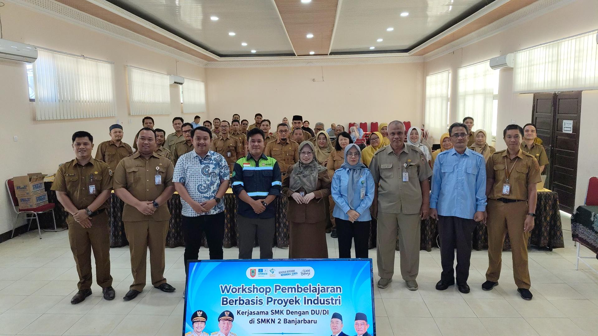 *Perkuat Link and Match, SMKN 2 Banjarbaru Gelar Workshop Pembelajaran Berbasis Proyek Industri*